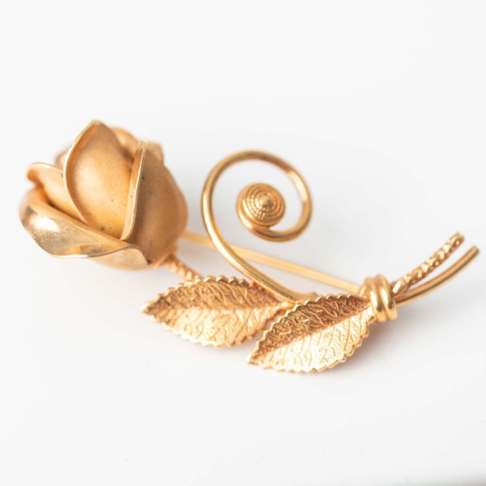 Vintage Gold Tone Dimensional Rose Flower Brooch Pin Spiral Stem Leaves Floral